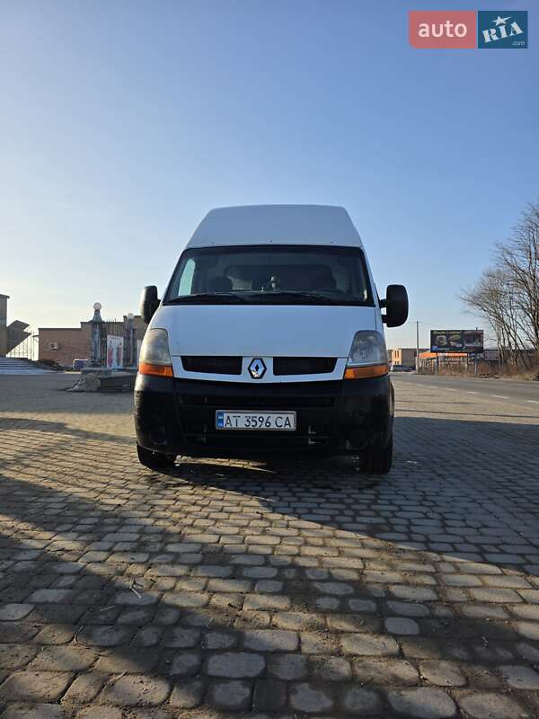 Вантажний фургон Renault Master 2004 в Івано-Франківську