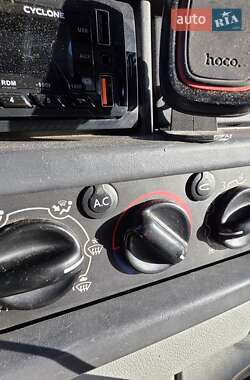 Грузовой фургон Renault Master 2004 в Ивано-Франковске