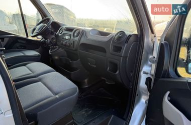 Вантажний фургон Renault Master 2016 в Дубні