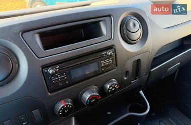 Вантажний фургон Renault Master 2016 в Дубні