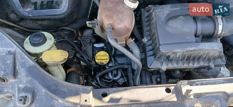 Вантажний фургон Renault Master 2006 в Вінниці