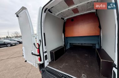Грузопассажирский фургон Renault Master 2017 в Киеве