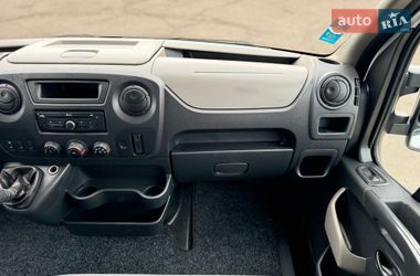 Грузопассажирский фургон Renault Master 2017 в Киеве