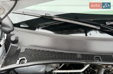 Грузопассажирский фургон Renault Master 2017 в Киеве