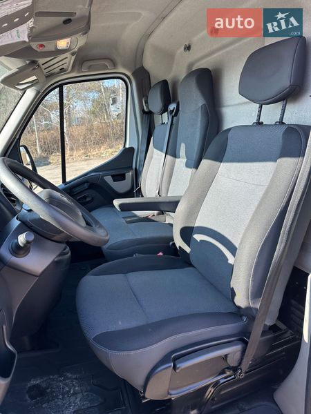 Грузовой фургон Renault Master 2018 в Львове