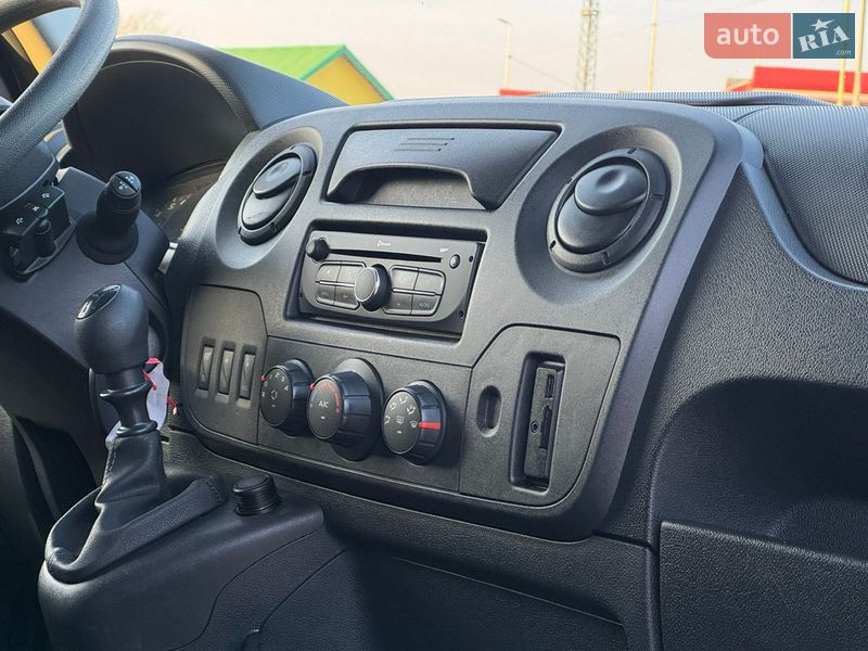 Грузовой фургон Renault Master 2019 в Стрые