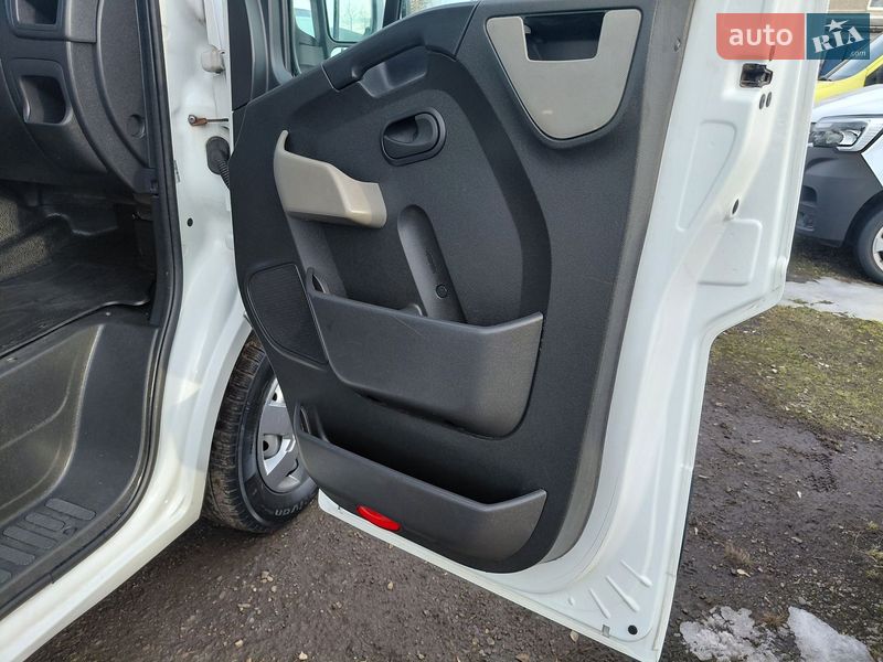 Грузовой фургон Renault Master 2016 в Ивано-Франковске