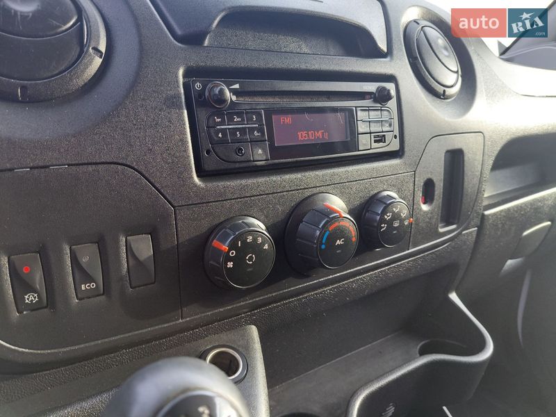 Грузовой фургон Renault Master 2016 в Ивано-Франковске