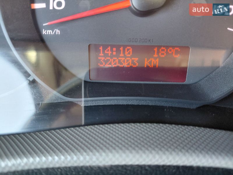 Грузовой фургон Renault Master 2015 в Ивано-Франковске