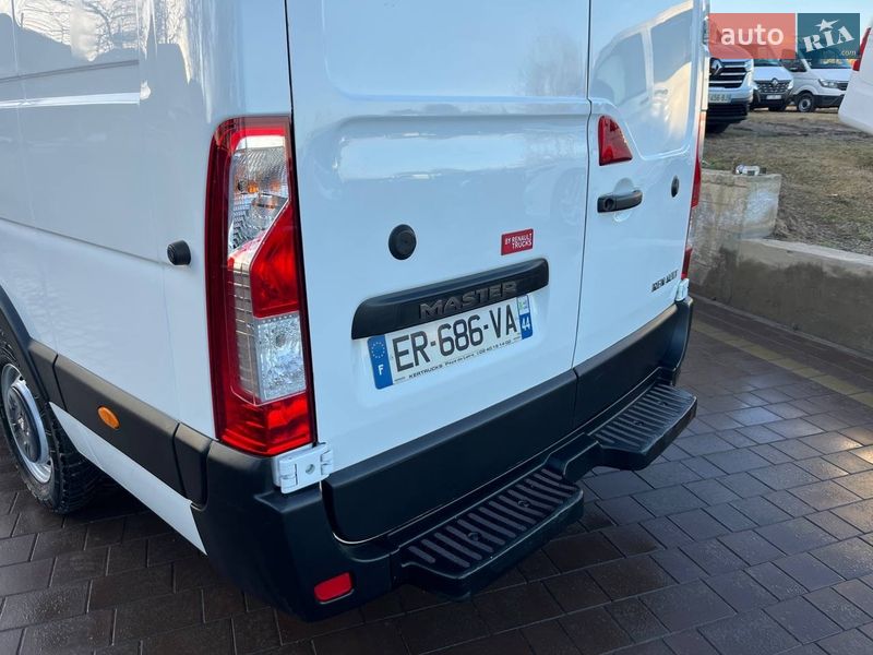 Грузовой фургон Renault Master 2017 в Дубно