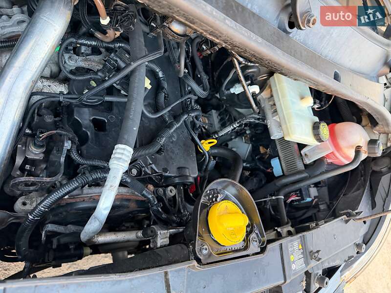 Грузовой фургон Renault Master 2017 в Мукачево