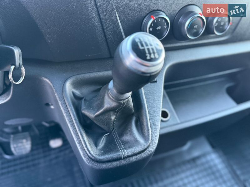 Грузовой фургон Renault Master 2021 в Дубно