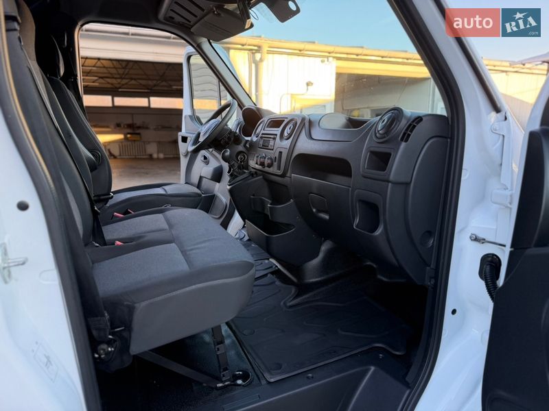 Грузовой фургон Renault Master 2019 в Дубно