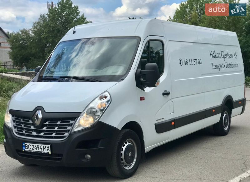 Вантажний фургон Renault Master 2016 в Львові