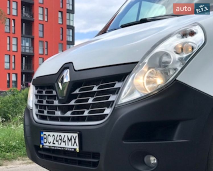 Вантажний фургон Renault Master 2016 в Львові