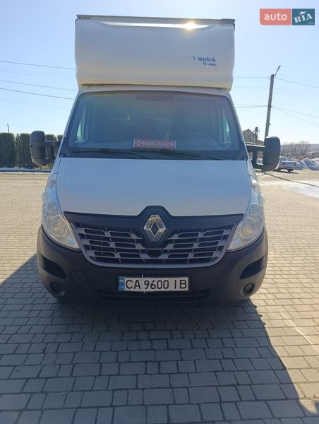 Вантажний фургон Renault Master 2016 в Звенигородці