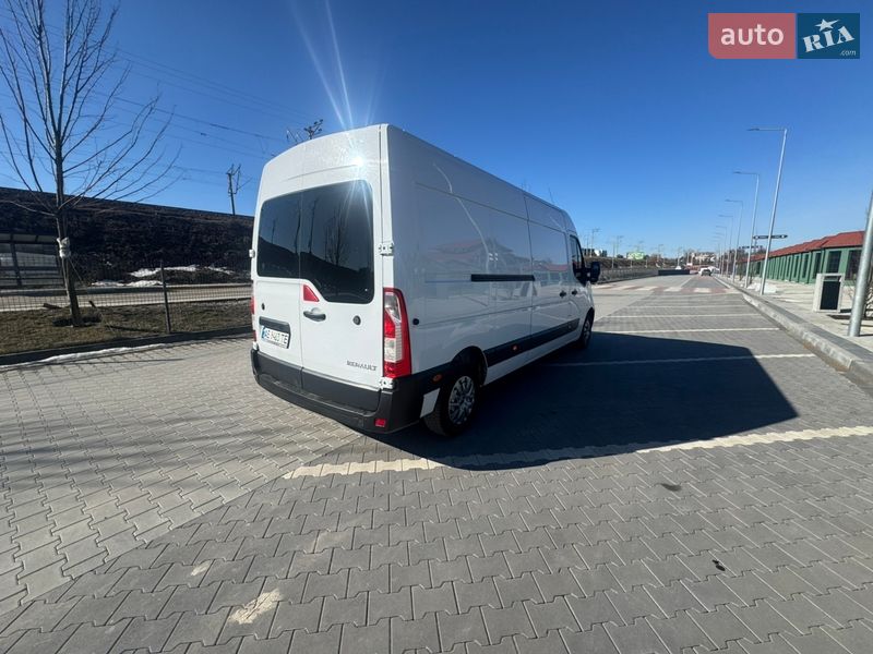 Вантажний фургон Renault Master 2019 в Ірпені