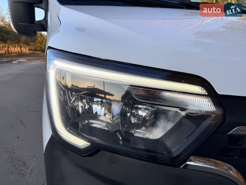Грузовой фургон Renault Master 2021 в Киеве
