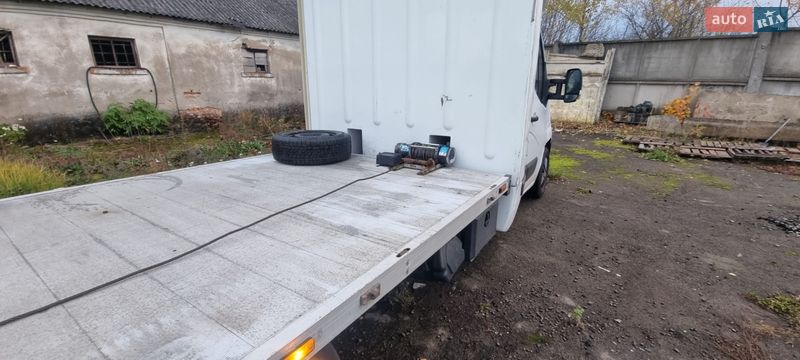 Автовоз Renault Master 2016 в Рівному