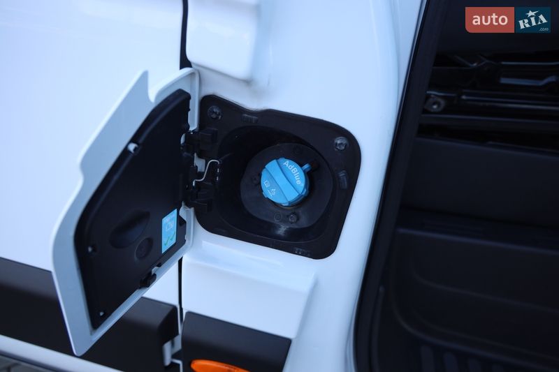 Платформа Renault Master 2020 в Луцьку