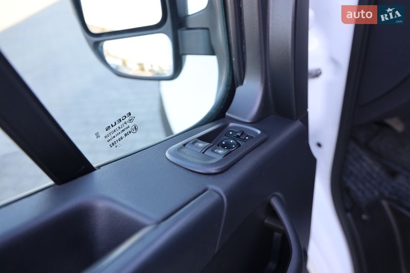 Платформа Renault Master 2020 в Луцьку