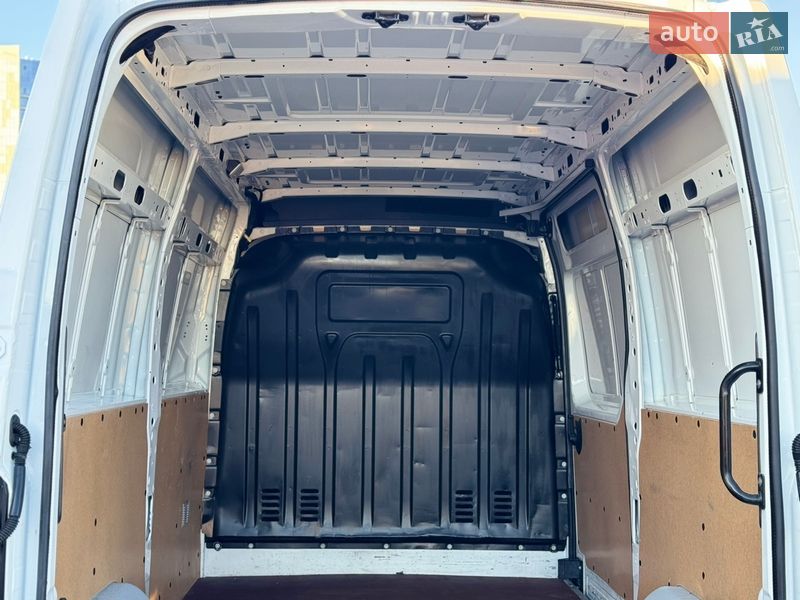 Грузовой фургон Renault Master 2021 в Киеве