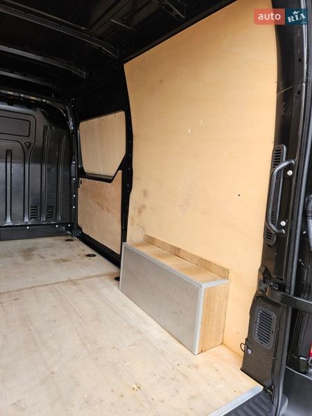 Вантажний фургон Renault Master 2022 в Дубні