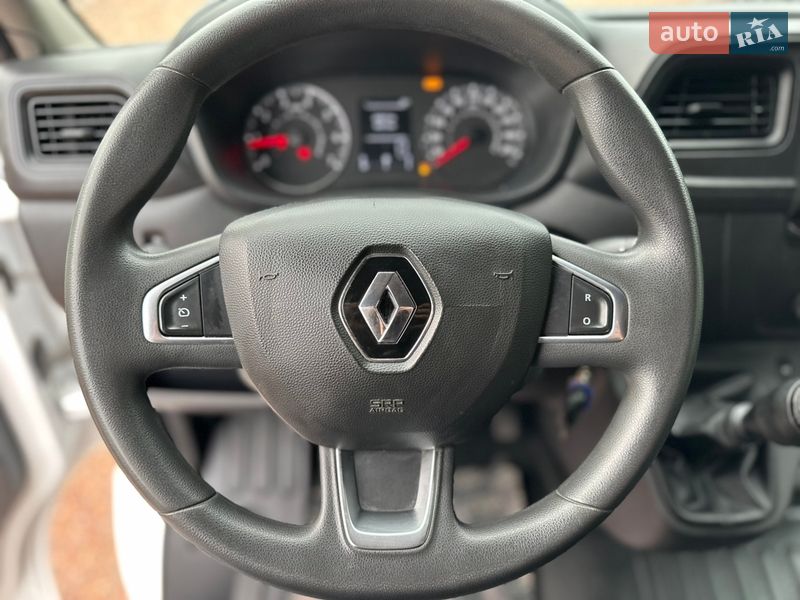 Вантажний фургон Renault Master 2021 в Рівному