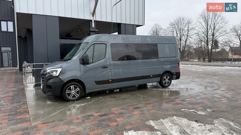 Мікроавтобус Renault Master 2020 в Долині