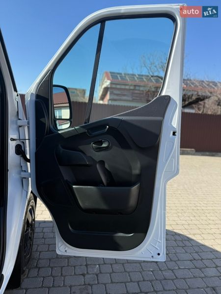 Вантажний фургон Renault Master 2021 в Києві
