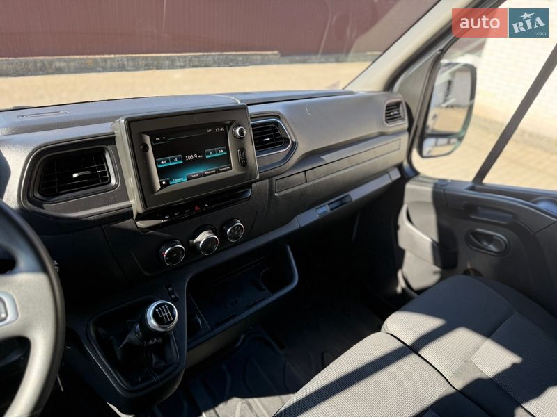 Вантажний фургон Renault Master 2021 в Києві