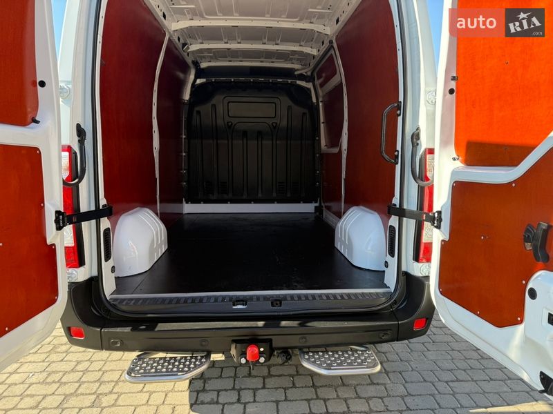Вантажний фургон Renault Master 2021 в Києві