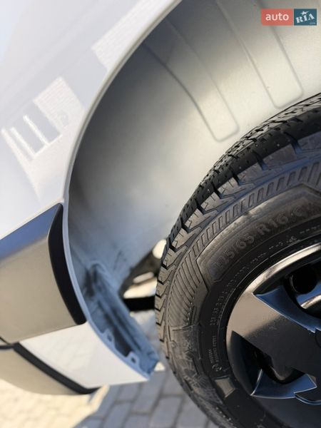 Вантажний фургон Renault Master 2021 в Києві