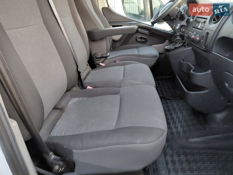 Грузовой фургон Renault Master 2016 в Ивано-Франковске