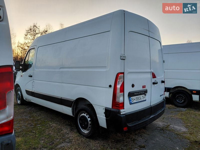Грузовой фургон Renault Master 2016 в Ивано-Франковске