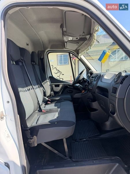 Грузовой фургон Renault Master 2016 в Кременчуге