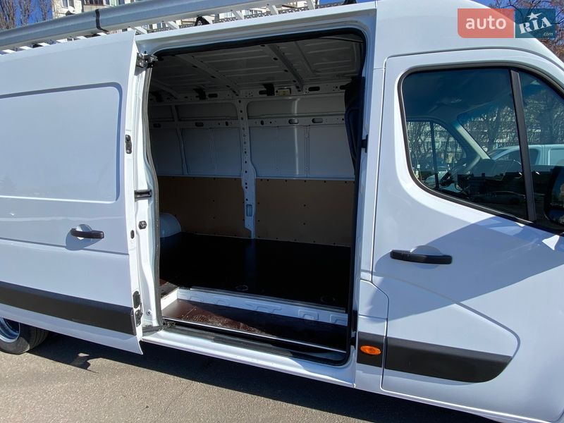 Грузовой фургон Renault Master 2021 в Киеве