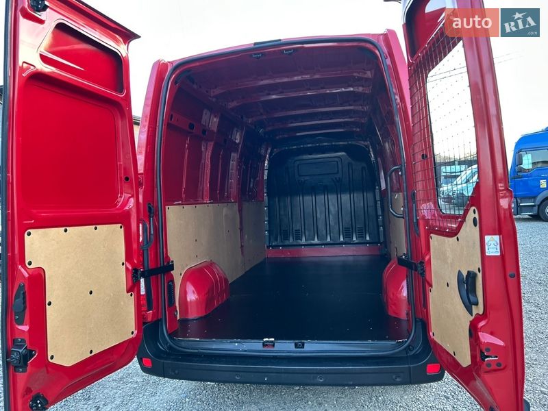 Вантажний фургон Renault Master 2024 в Хусті