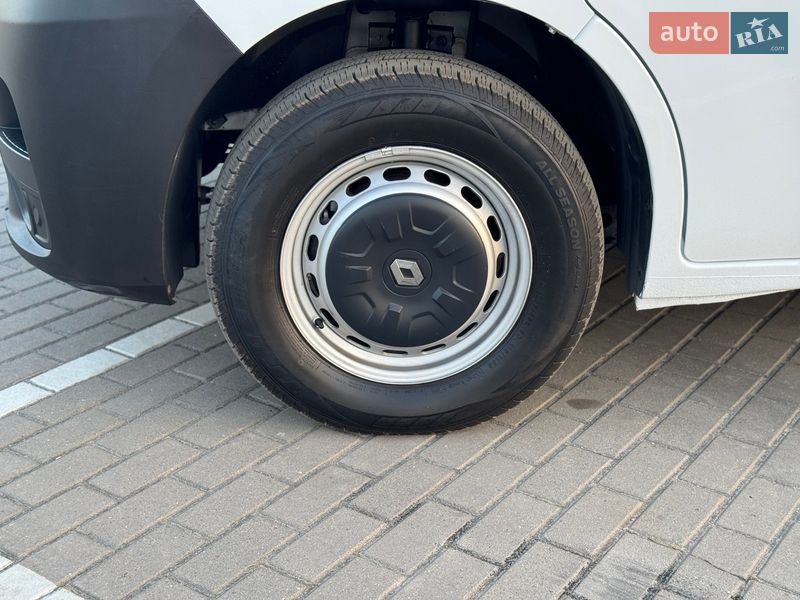 Грузовой фургон Renault Master 2019 в Дубно