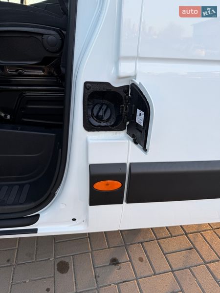 Вантажний фургон Renault Master 2022 в Києві