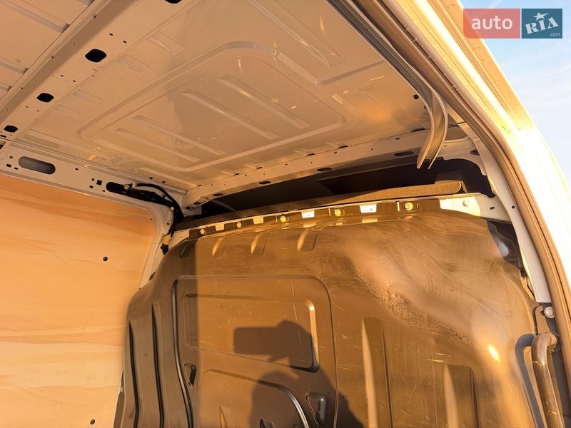 Вантажний фургон Renault Master 2022 в Києві