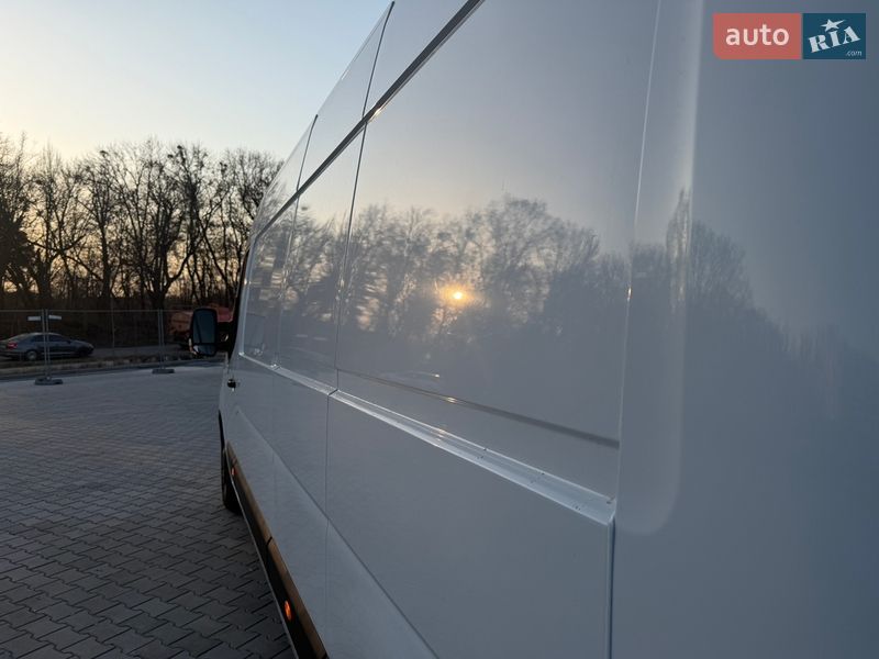 Вантажний фургон Renault Master 2023 в Дубні