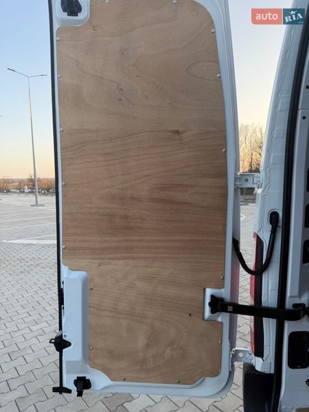 Вантажний фургон Renault Master 2023 в Дубні