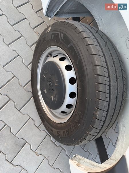 Вантажний фургон Renault Master 2023 в Дубні