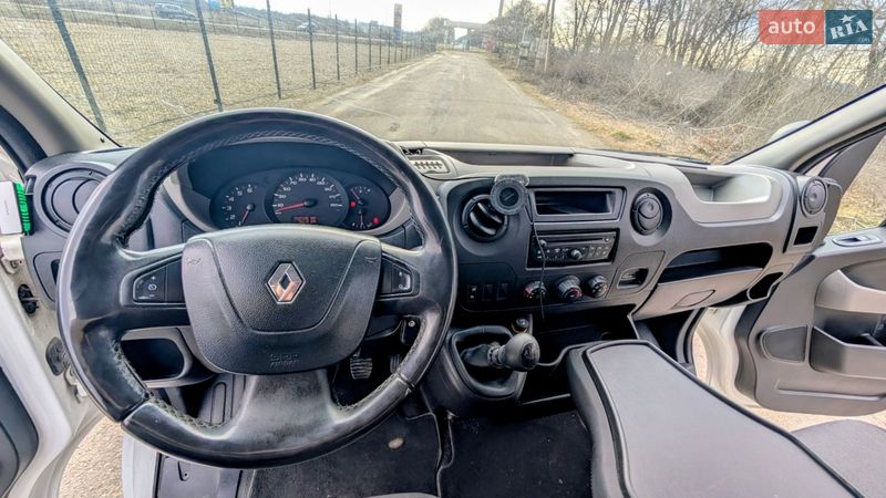 Грузовой фургон Renault Master 2010 в Стрые