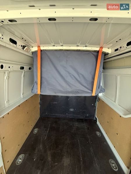 Грузовой фургон Renault Master 2018 в Бучаче