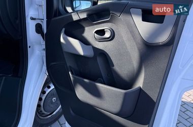 Грузовой фургон Renault Master 2018 в Бучаче