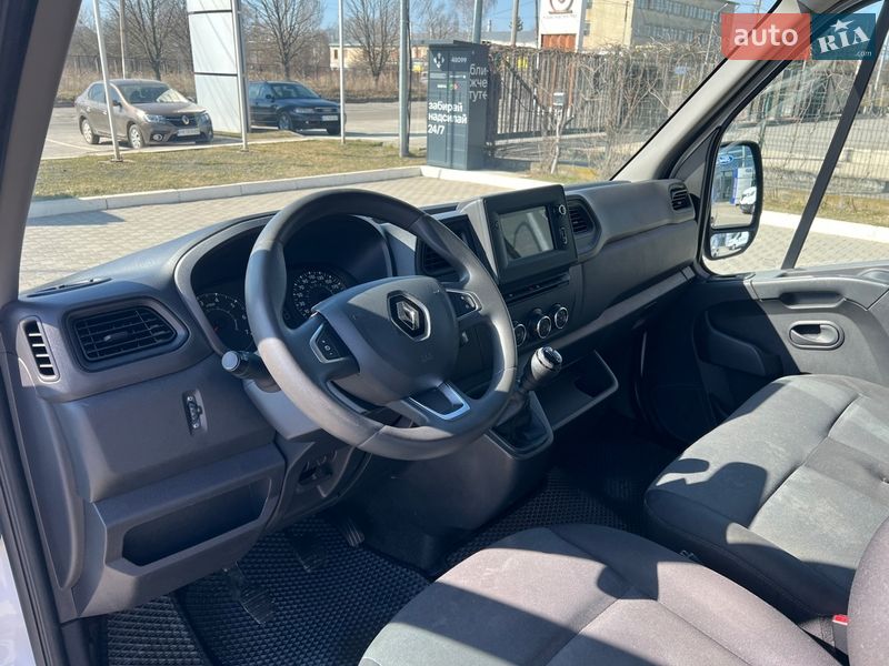 Грузовой фургон Renault Master 2023 в Черновцах