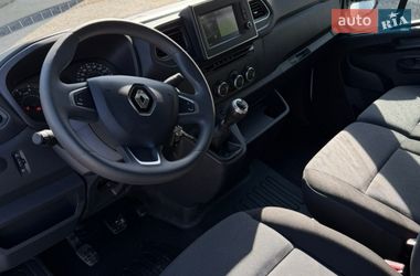 Вантажний фургон Renault Master 2021 в Рівному