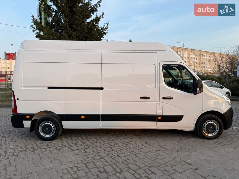 Грузовой фургон Renault Master 2017 в Дубно